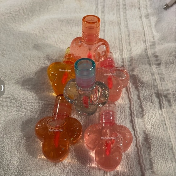 Lip Plumper - Picture 3 of 7